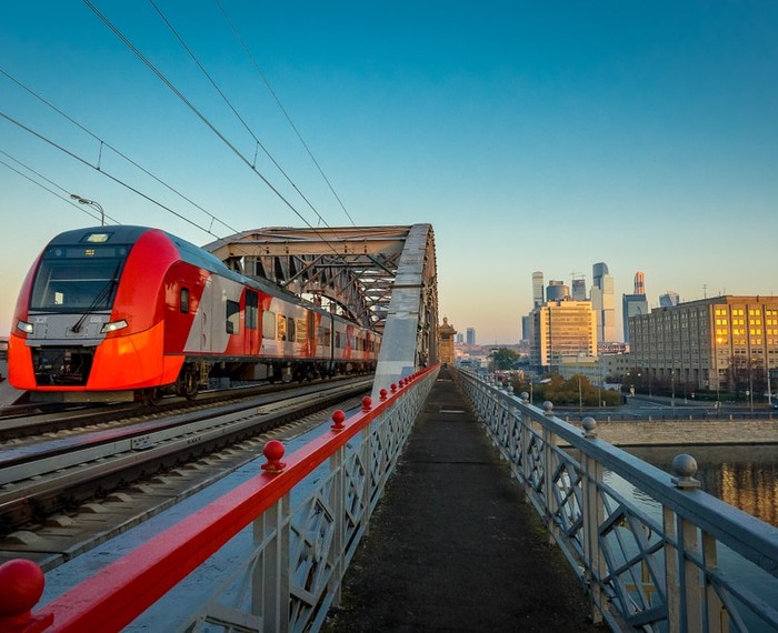 Lastochka train